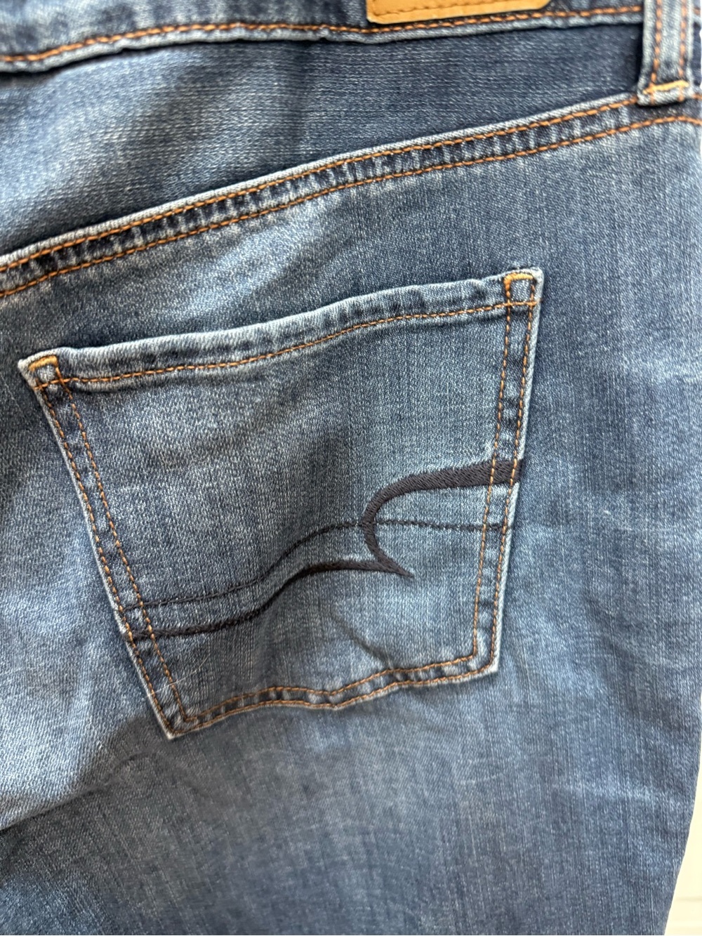 American Eagle Outfitters Women’s Dark Blue Boyfriend Jeans 14 LONG - Picture 7 of 13